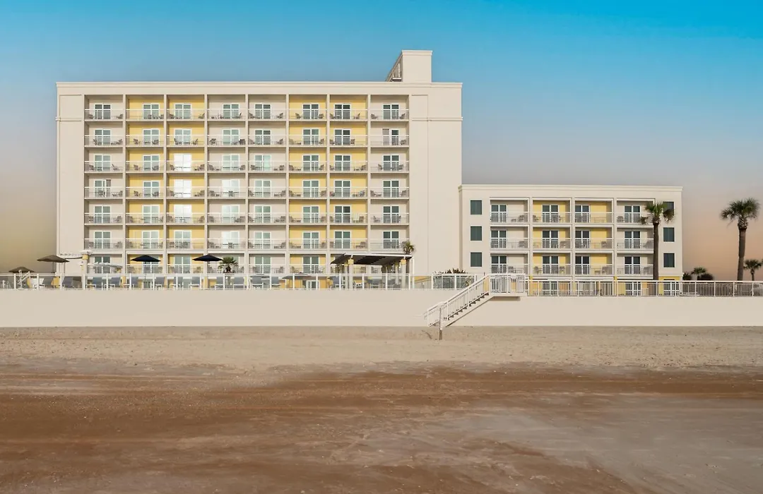 Hilton Garden Inn Daytona Beach Oceanfront-1