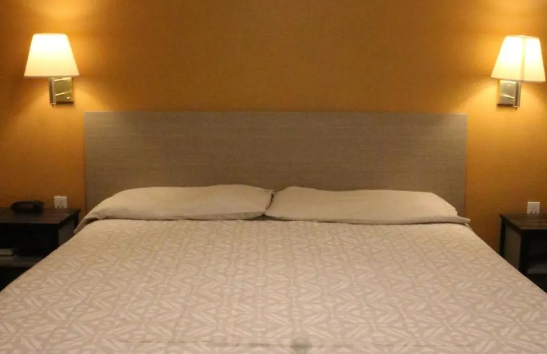 Timberline Motel-1
