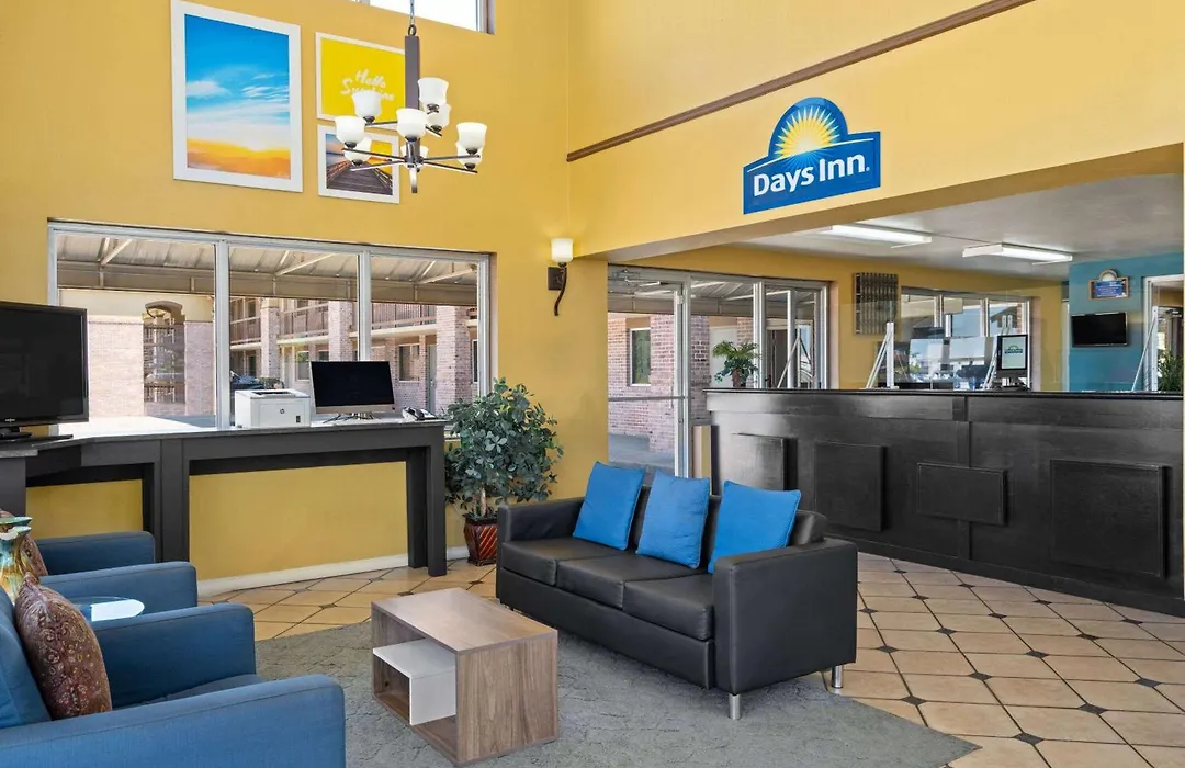 Days Inn By Wyndham Conway-1