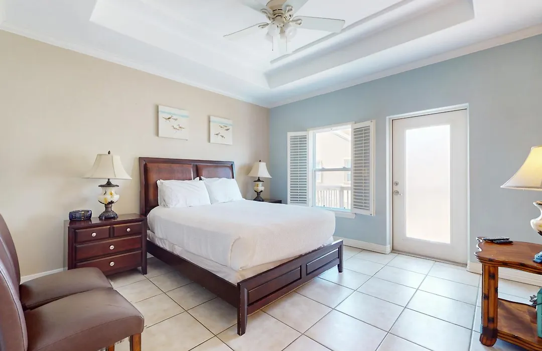 Garden Breeze Condominiums #3-1