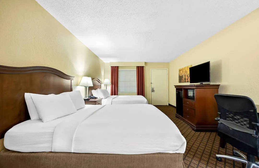 Best Western Coach House-1