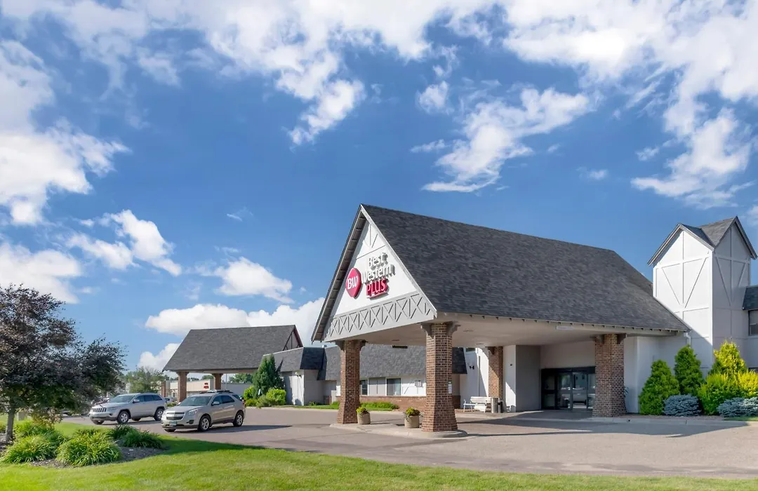 Best Western Plus New Ulm-1