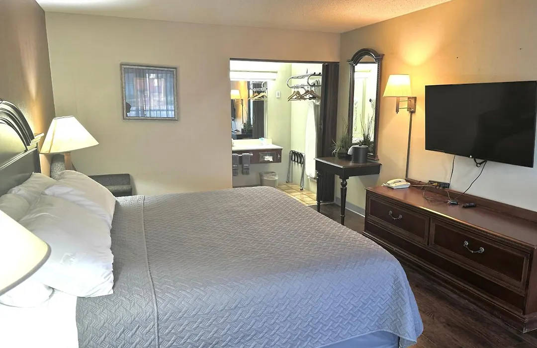 Eureka Springs Heritage Motel-1