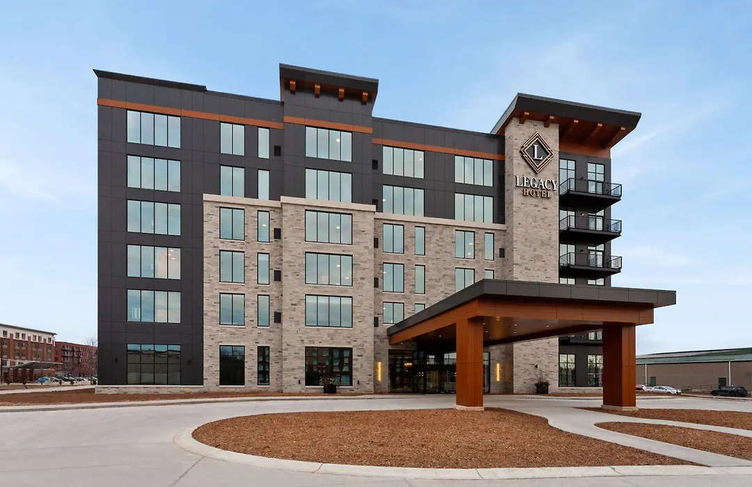 Legacy Hotel, Trademark Collection By Wyndham-1