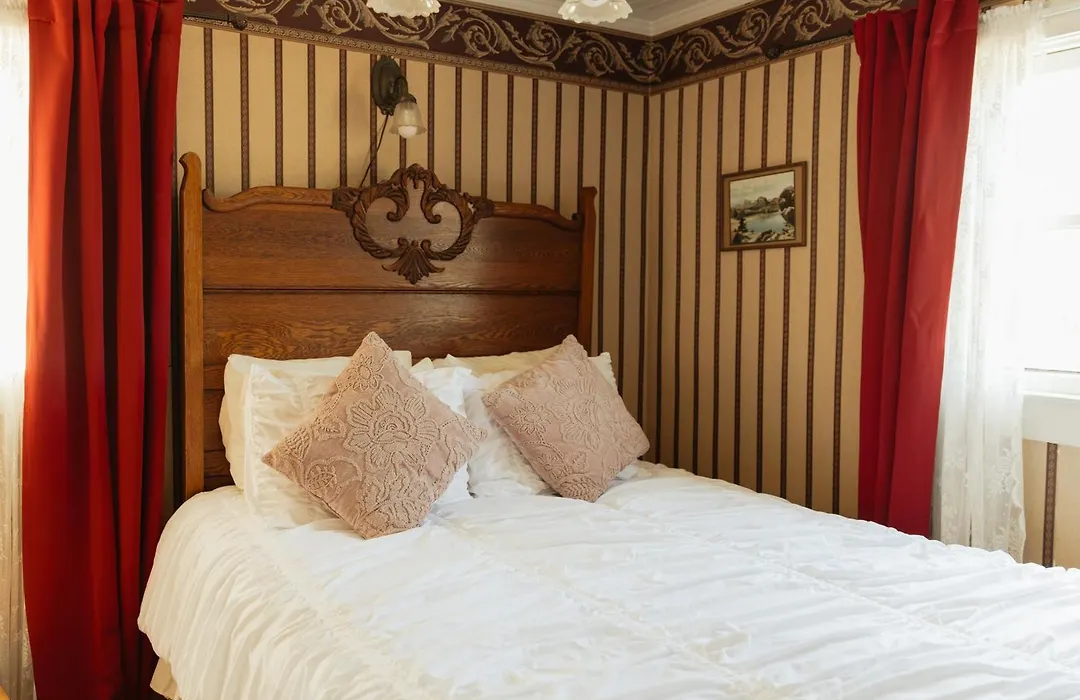Julian Gold Rush Hotel-1