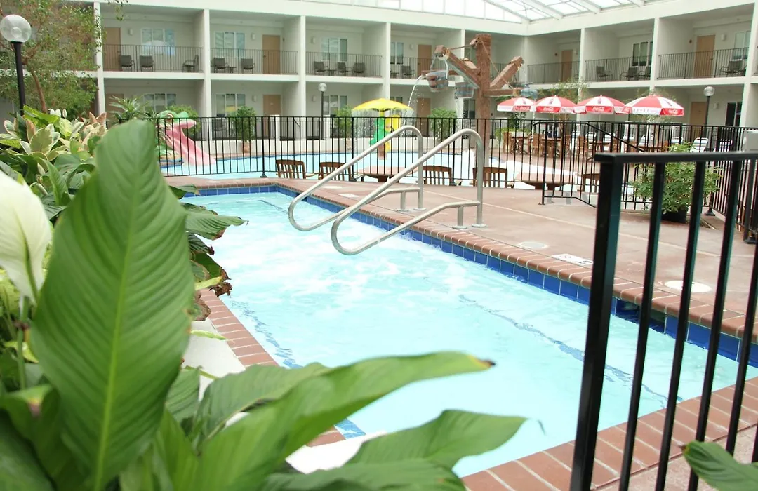 Adventureland Inn-1
