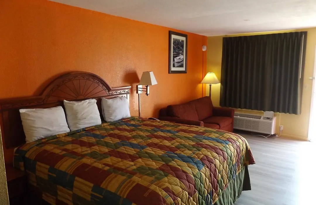 Regency Inn-1