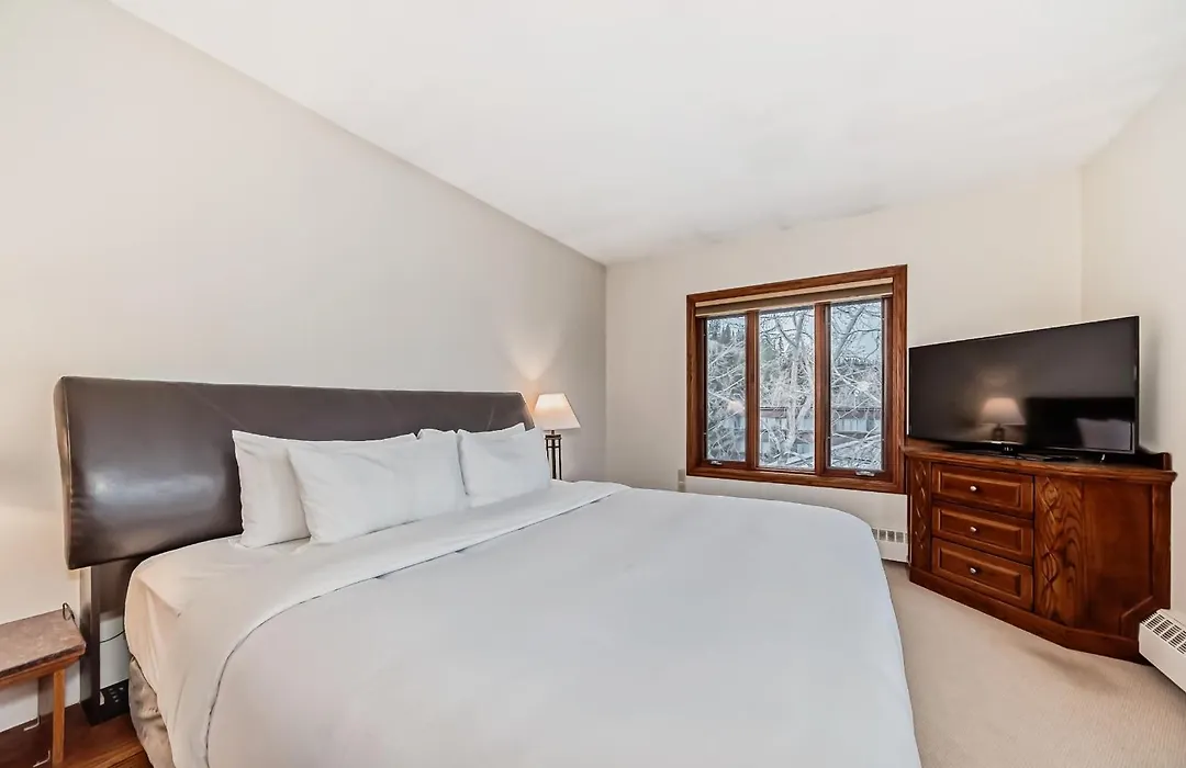 Jasper Inn & Suites By Innhotels-1
