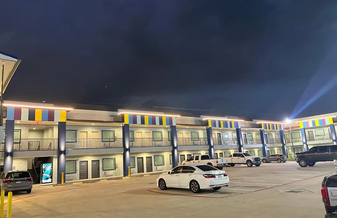 Lotus Inn-1