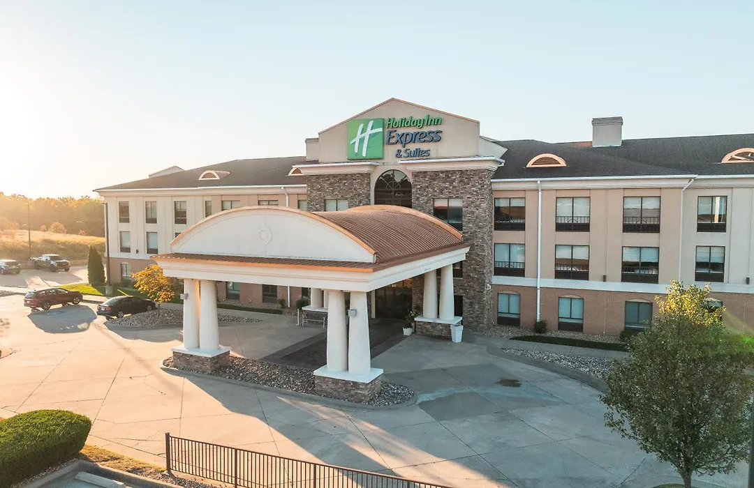 Holiday Inn Express Hotel And Suites Saint Robert By Ihg-1