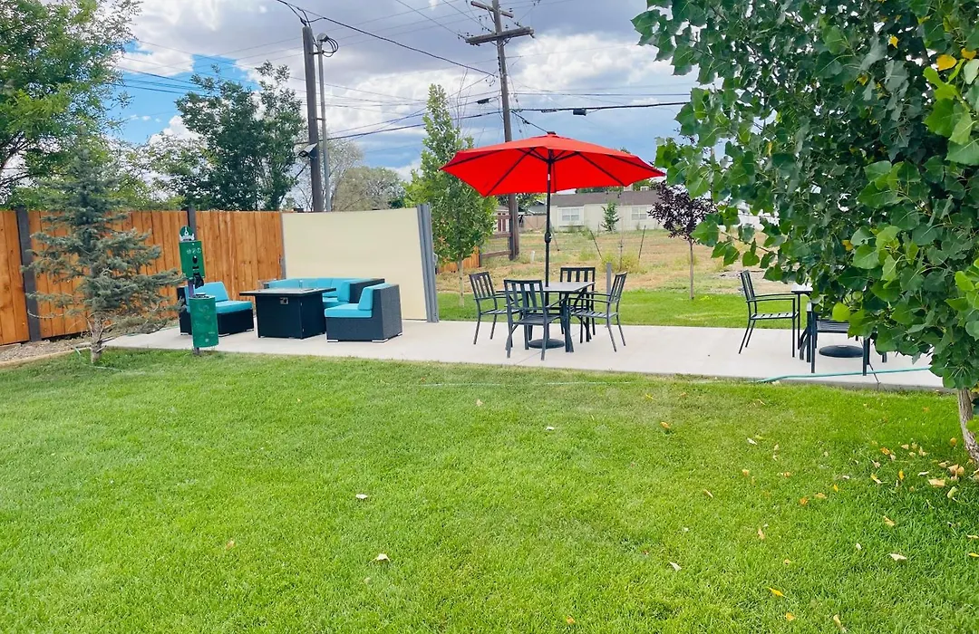 Blue Sage Inn & Suites-1