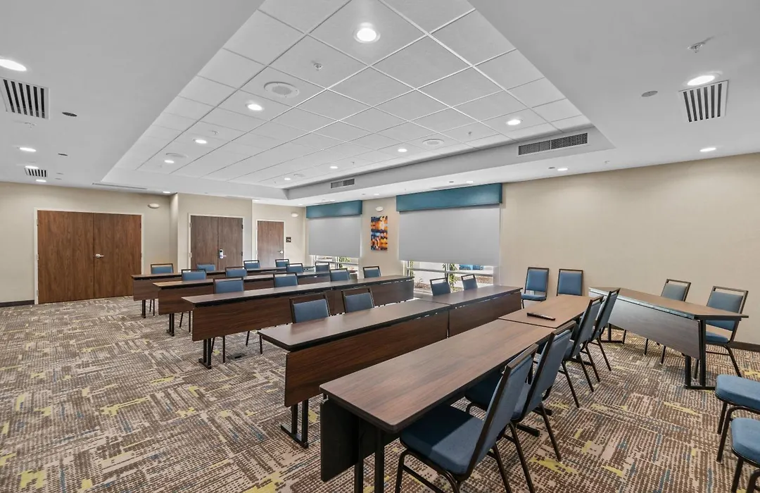 Hampton Inn Redmond Bend Airport-1
