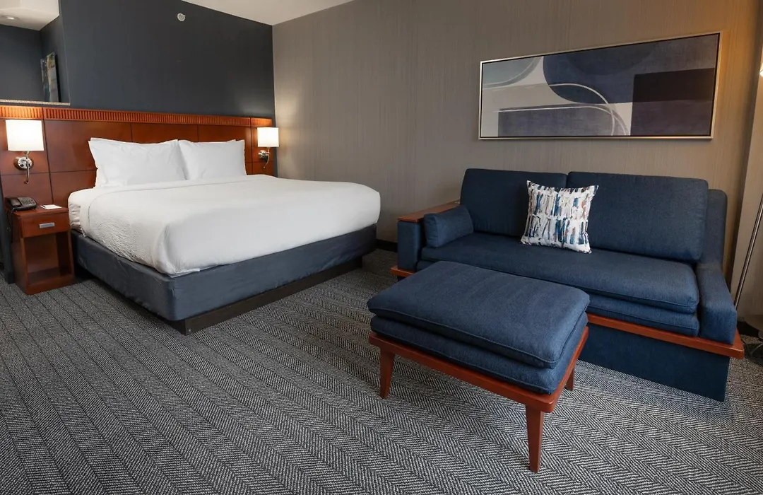 Courtyard By Marriott Winchester Medical Center-1