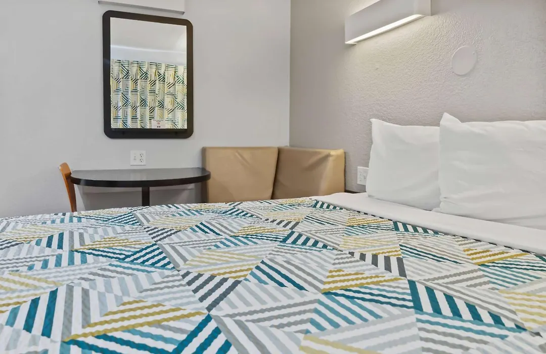 Motel 6-Ventura, Ca - Beach-1