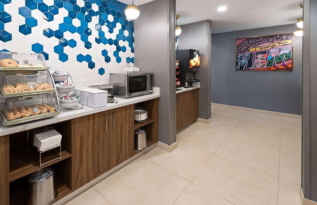 La Quinta Inn & Suites By Wyndham Memphis I-240-1