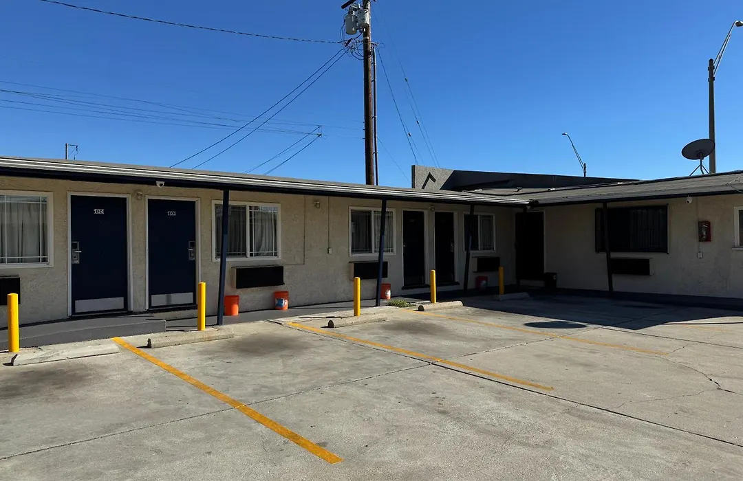 Hiland Motel-1