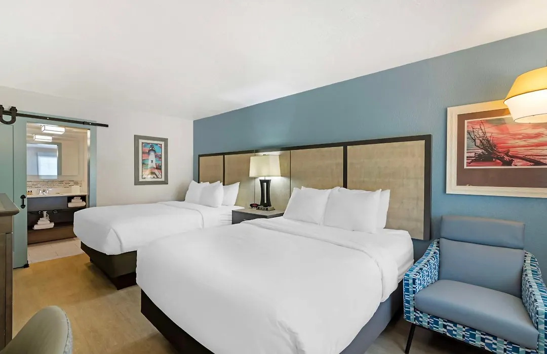 Best Western Plus St. Simons-1