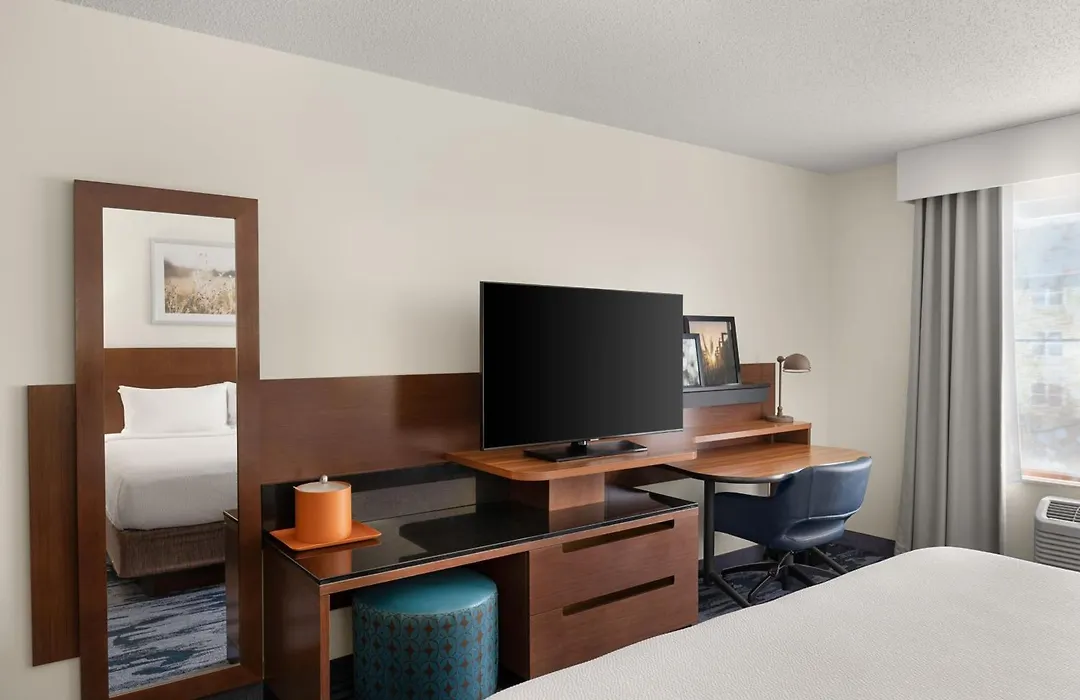 Fairfield Inn & Suites Naperville/Aurora-1