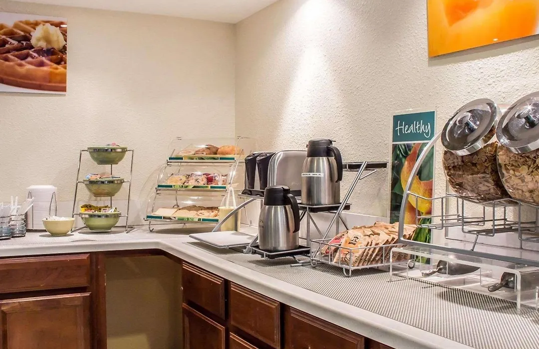 Quality Inn & Suites Yuma-1