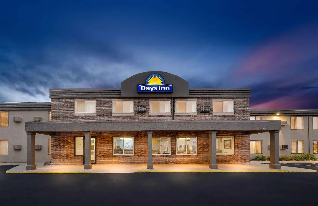 Days Inn By Wyndham Sioux Falls-1