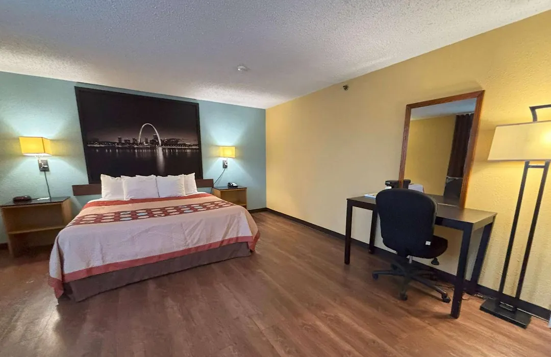 Super 8 By Wyndham O'Fallon-1