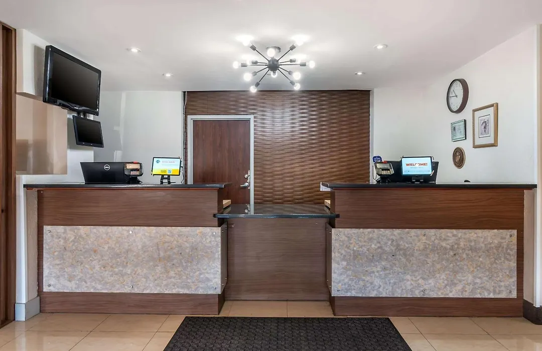 Mainstay Suites Springfield Il-1