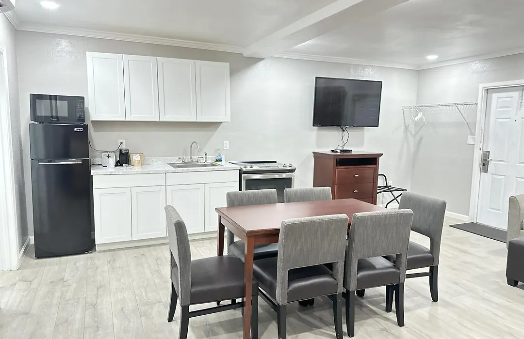 Sunshine Inn & Suites Venice, Florida-1