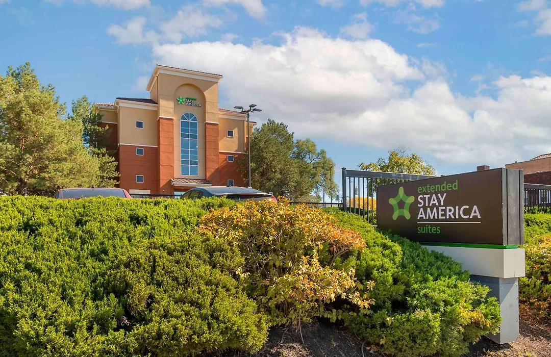 Extended Stay America Suites - Kansas City - Country Club Plaza-1