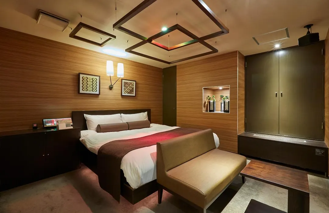 Hotel Love (Adults Only)-1