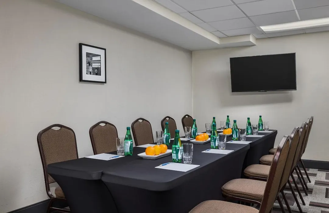 Four Points By Sheraton Greensboro Airport-1