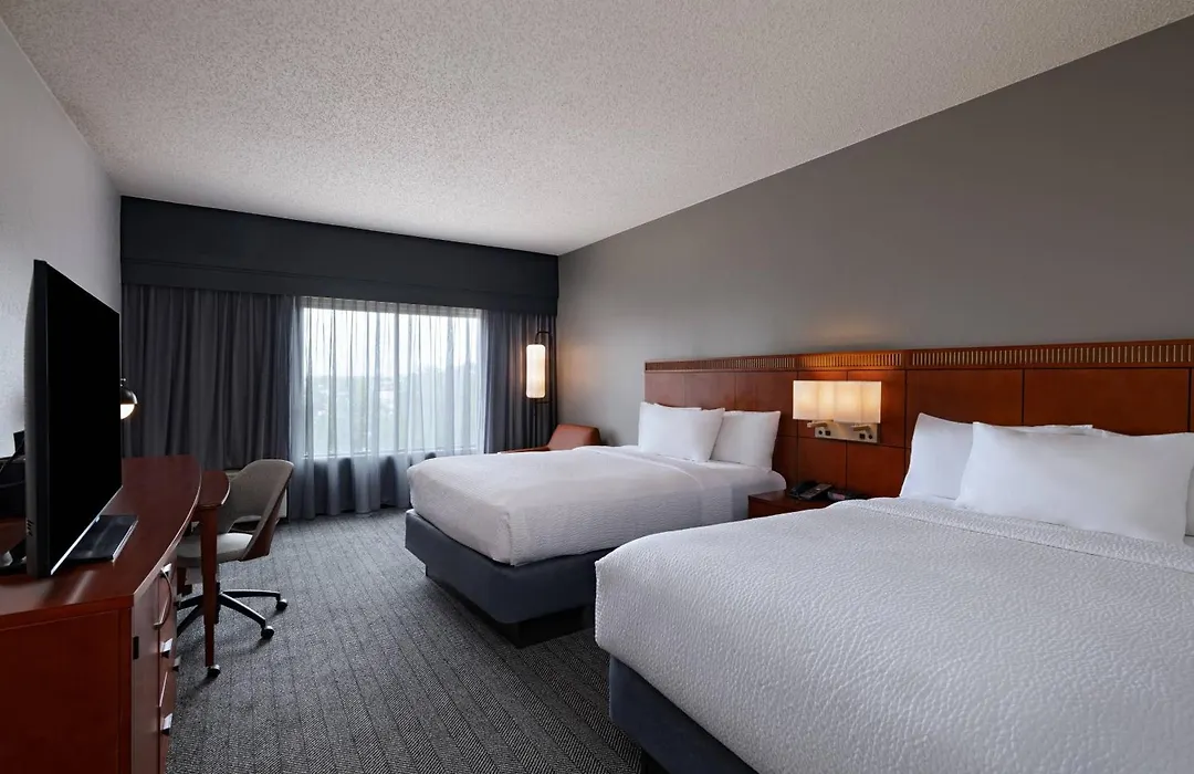 Courtyard By Marriott San Antonio Airport-1