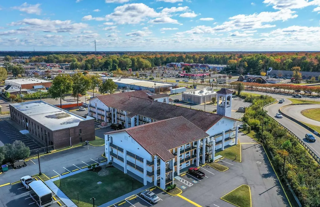 Econo Lodge Richmond-North Chesterfield-1