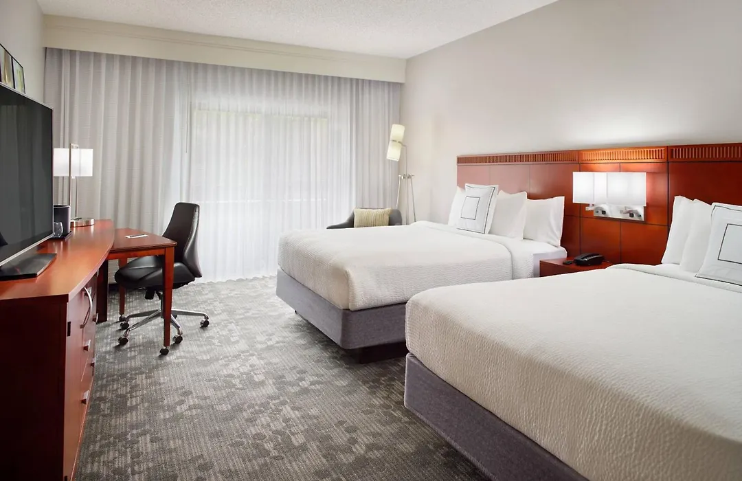 Courtyard By Marriott Raleigh Cary-1