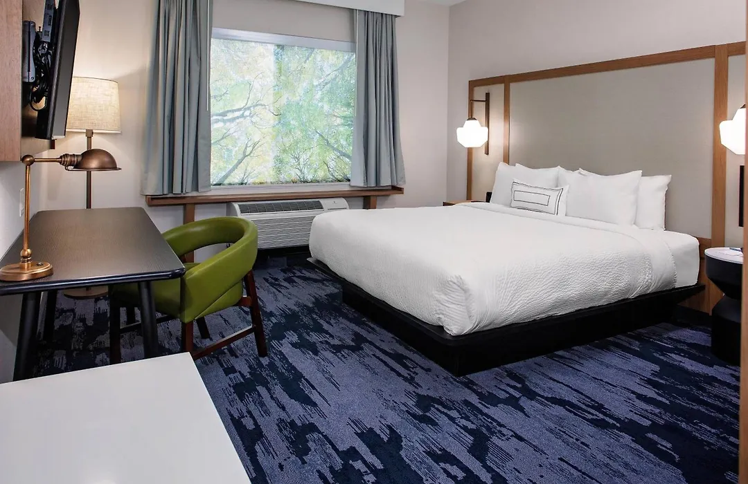 Fairfield By Marriott Port Clinton Waterfront-1