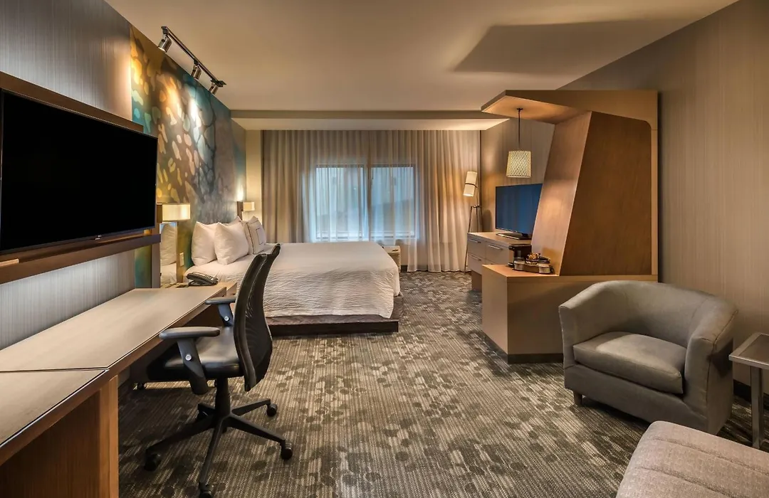 Courtyard By Marriott Reno Downtown/Riverfront-1