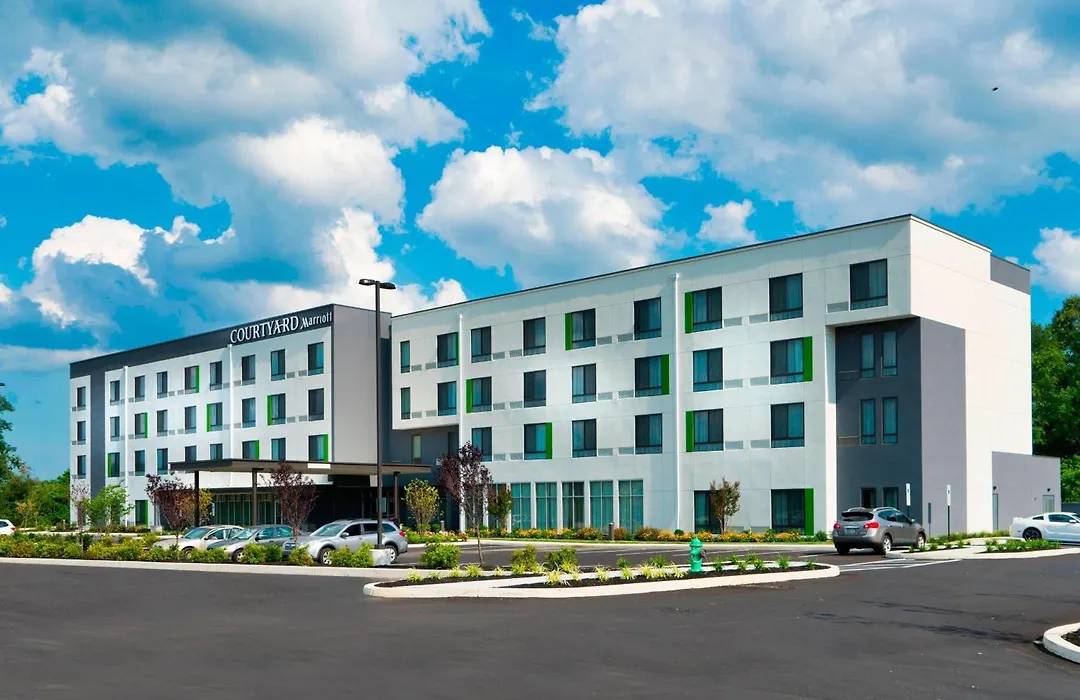 Courtyard By Marriott Deptford-1