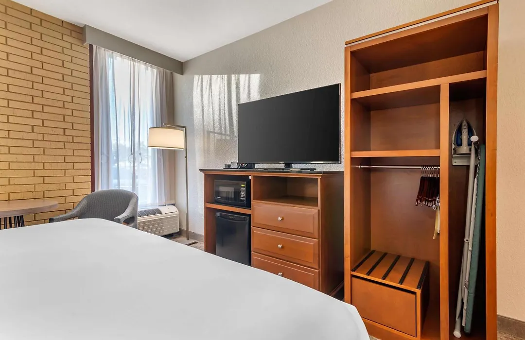 Drury Inn & Suites Atlanta Airport-1