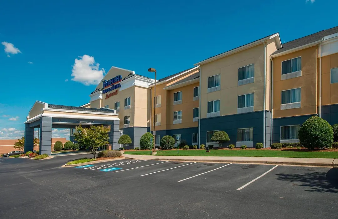 Fairfield Inn & Suites By Marriott Greenwood-1