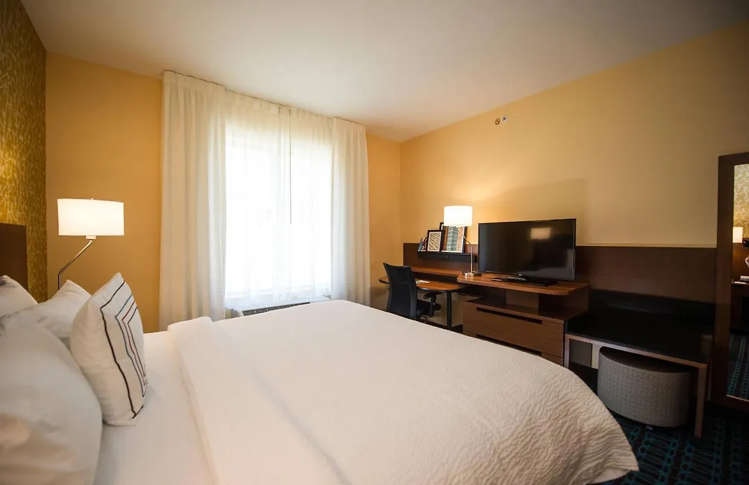 Fairfield By Marriott Cambridge-1