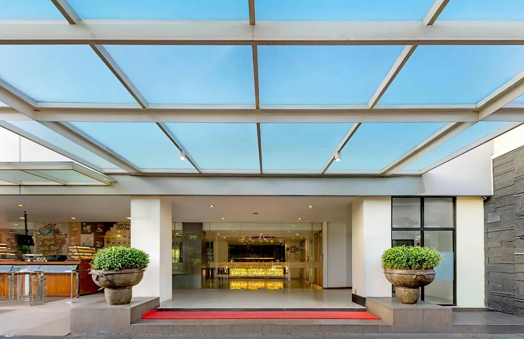 Favehotel Hyper Square-1