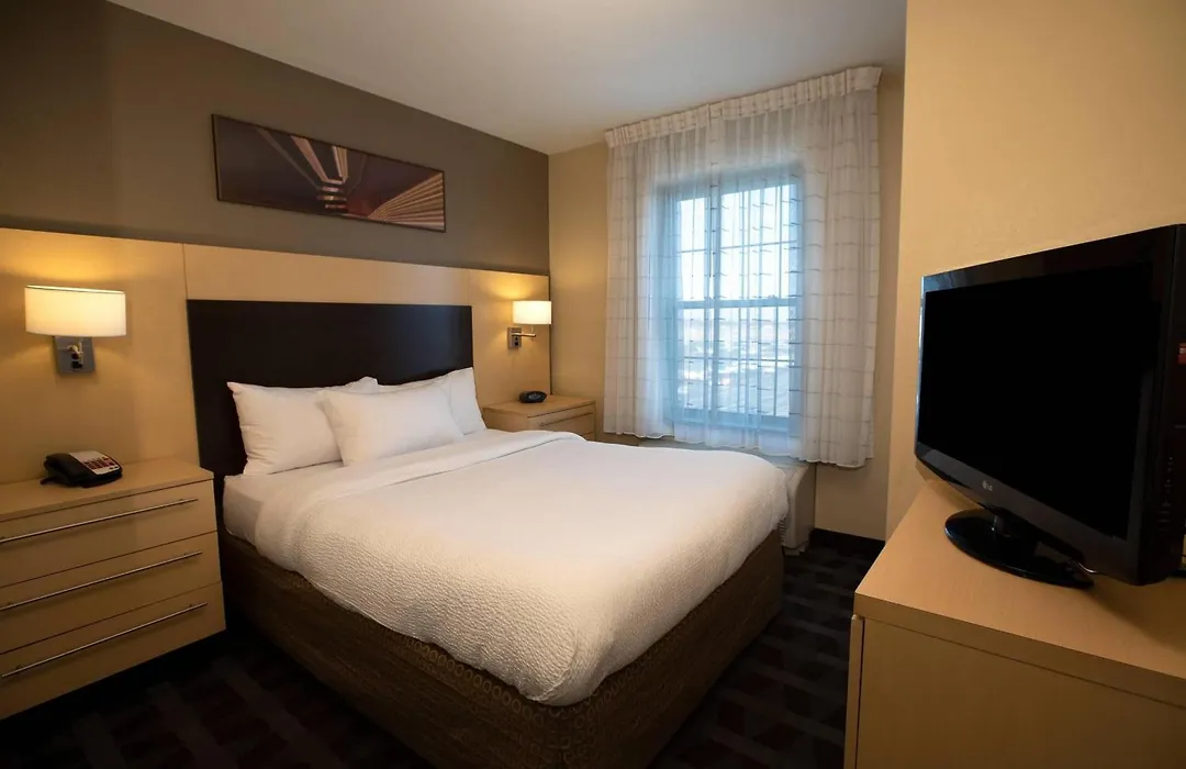 Towneplace Suites Republic Airport Long Island Farmingdale-1