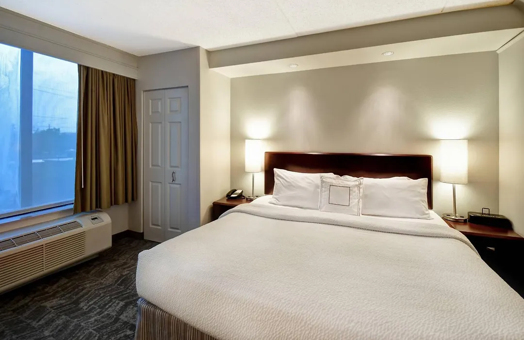 Springhill Suites Louisville Airport-1