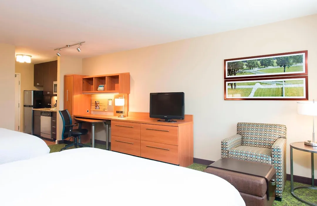 Towneplace Suites By Marriott Lexington South/Hamburg Place-1