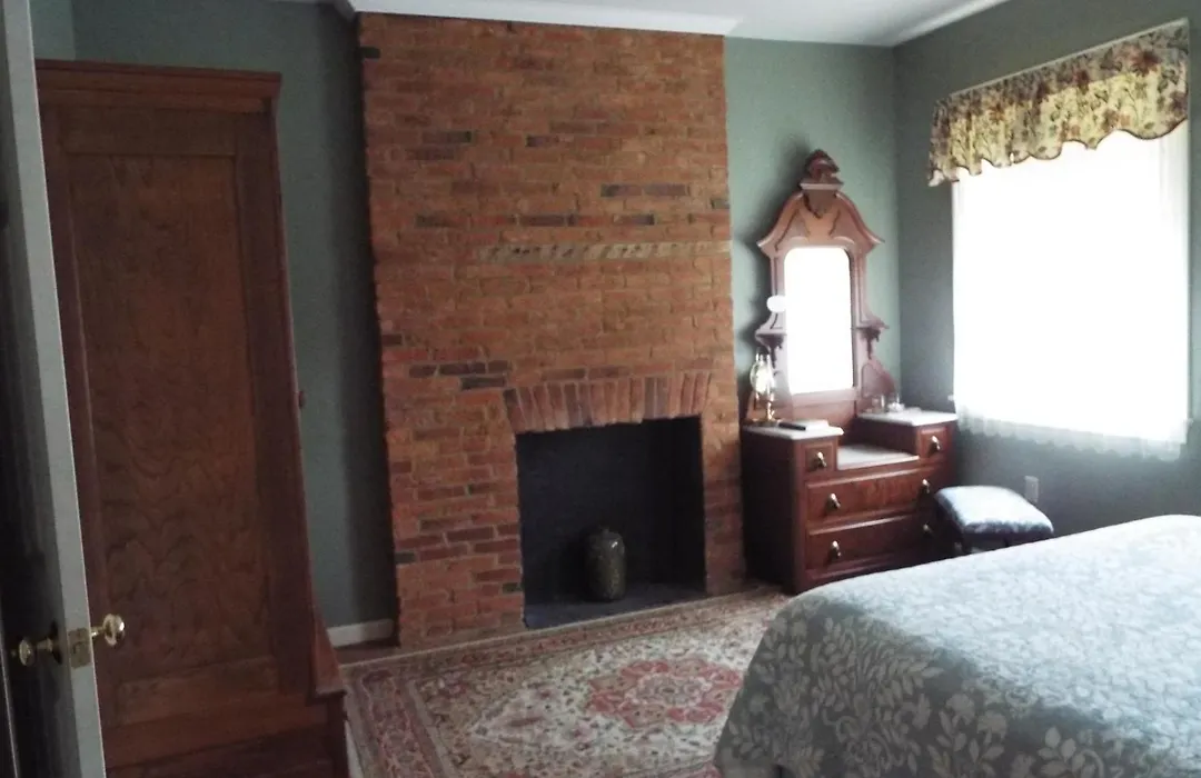 The Tillie Pierce House Inn-1