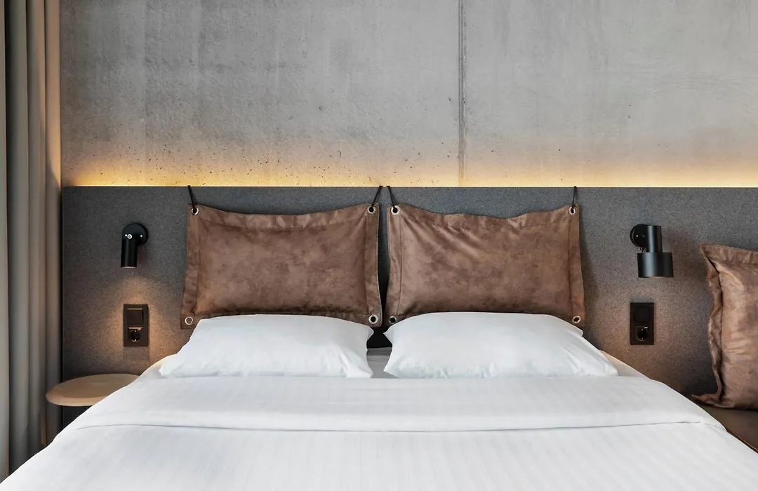Moxy Bergen-1