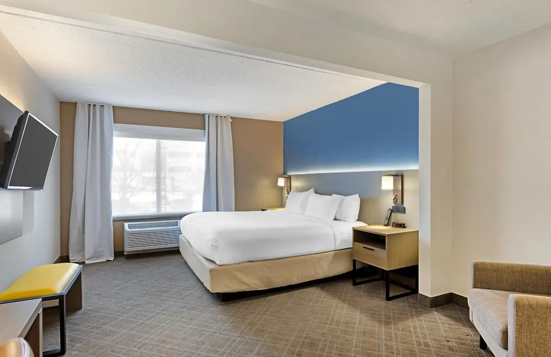 Comfort Inn & Suites Arlington Heights - Schaumburg-1