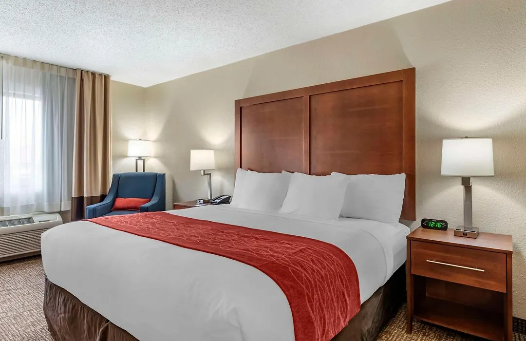 Comfort Inn & Suites Middletown - Franklin-1