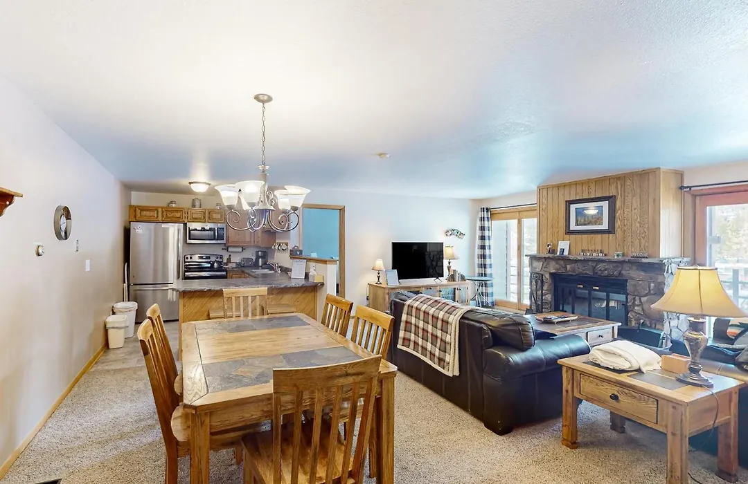 Buffalo Village 306-1