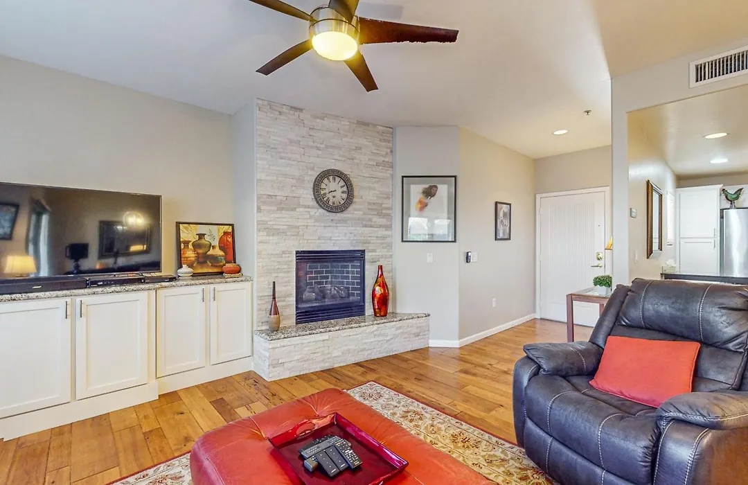 Grayhawk Condo-1