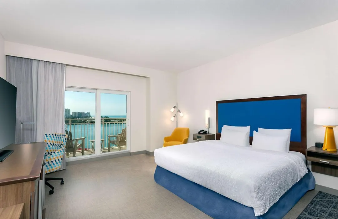 Hampton Inn And Suites Clearwater Beach-1